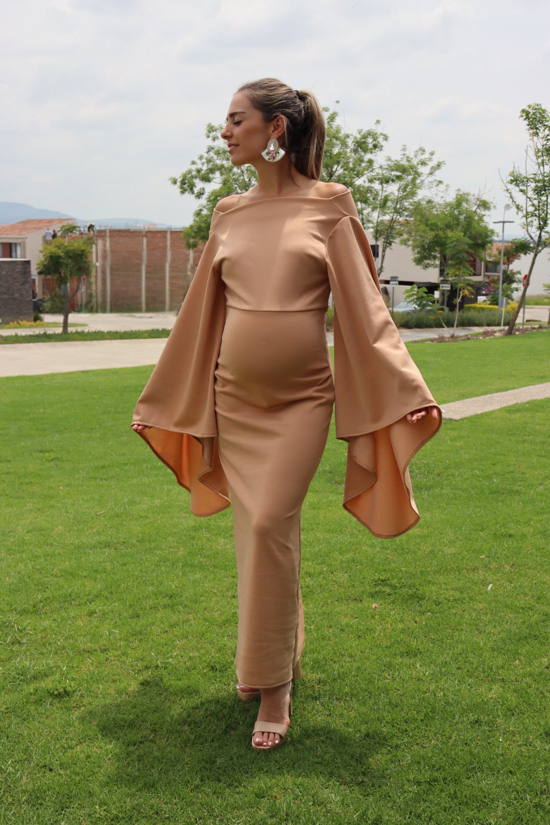 Vestido de maternidad Almendra, beige neopreno