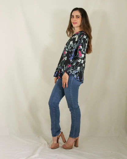 Nursing blouse, Ruth black white flowers