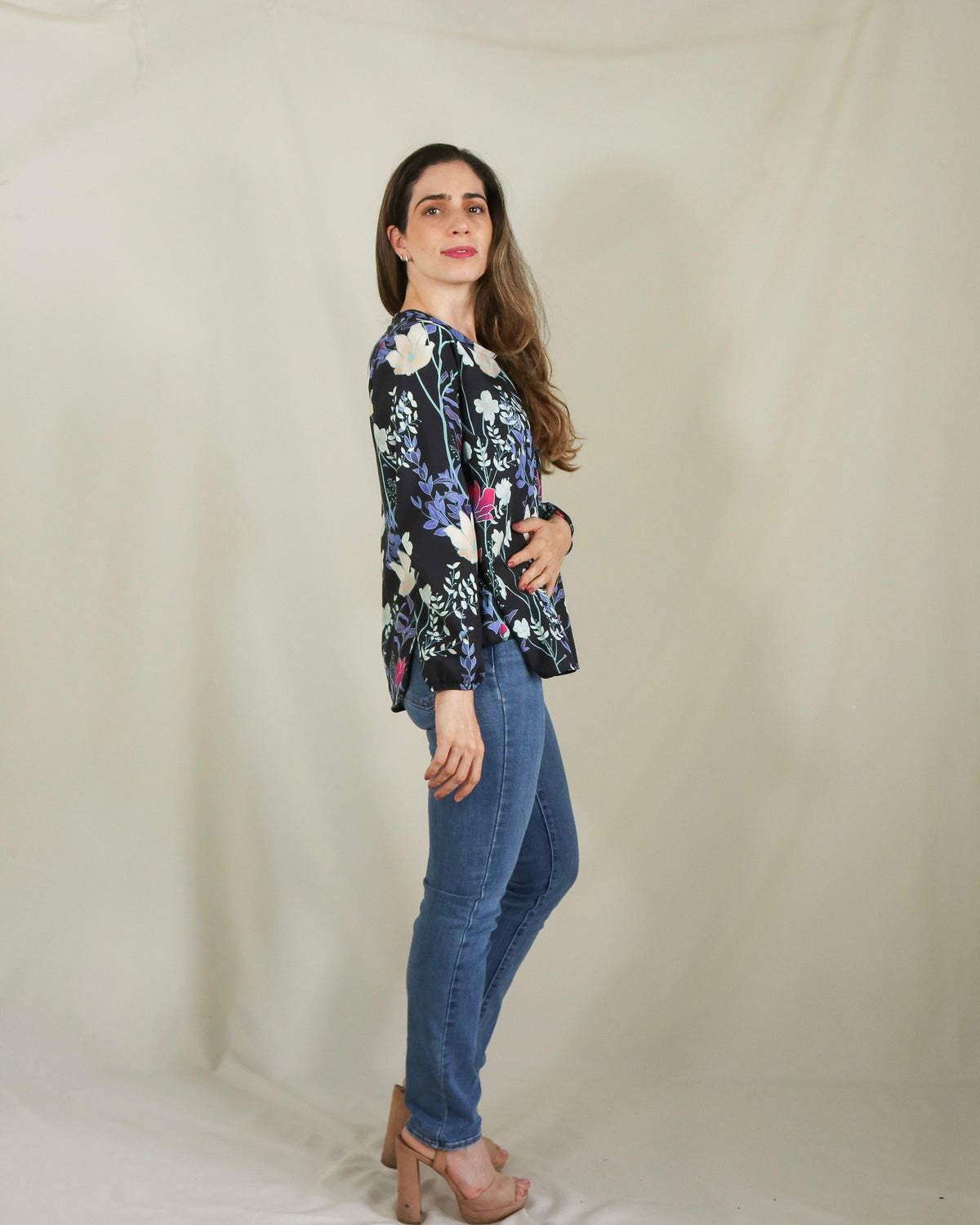 Nursing blouse, Ruth black white flowers