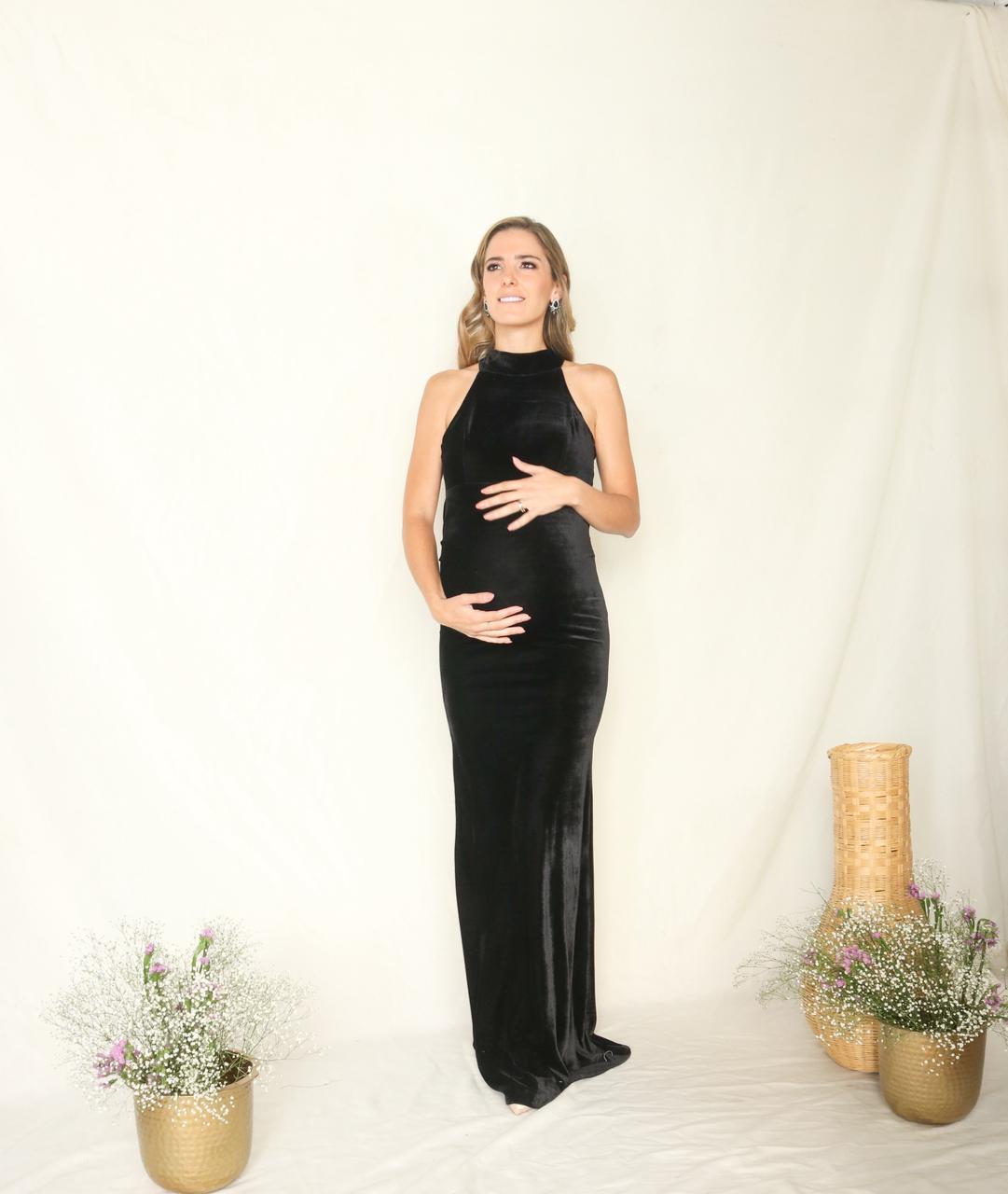 Vestido maternidad Eugenia largo terciopelo negro